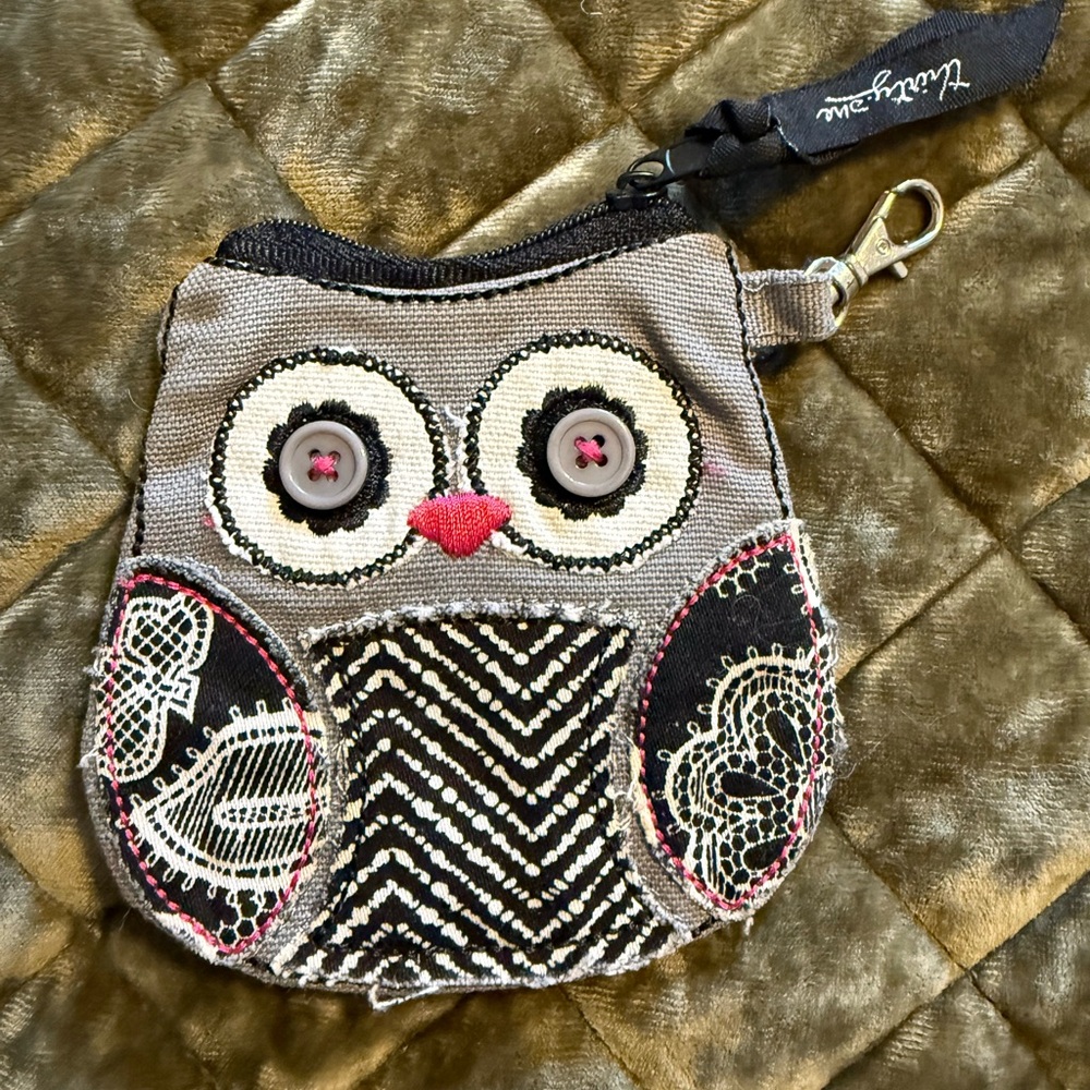 Thirty One Owl Design Coin Purse in Black and Gray
